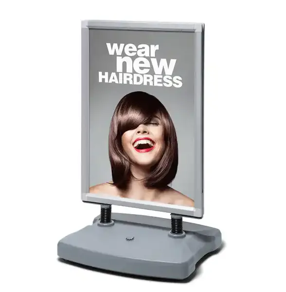 Display Windtalker City A1 gadeskilt 59,4x84,1 cm vandfyld