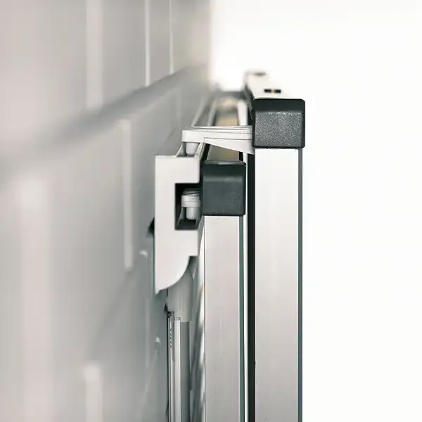 Display alu-skinne 200 cm til boards og tavler 3 lag