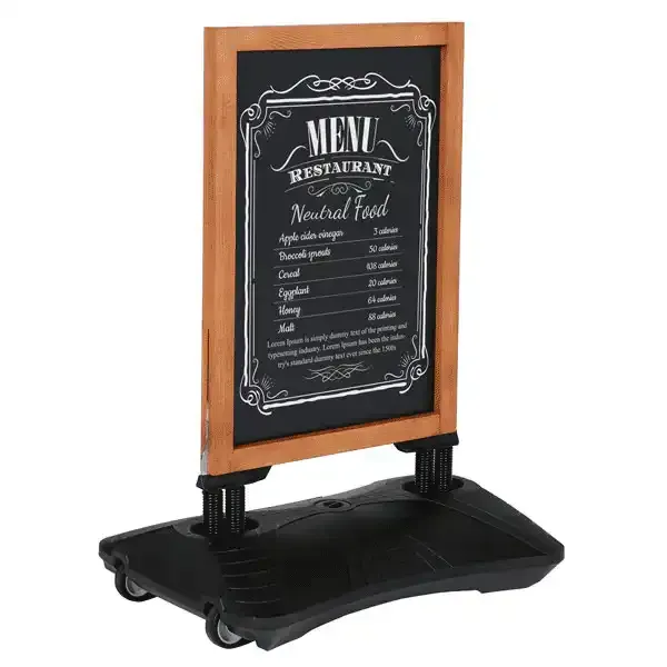 Wind-Pro WOOD gadeskilt træ 59x78 cm med hjul