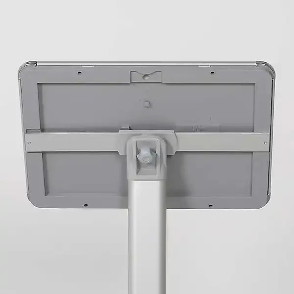Display menuboard 6481 A4 stander sølv runde hjørner